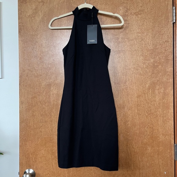WHBM Elegant Black Sleeveless Dress - Picture 4 of 5